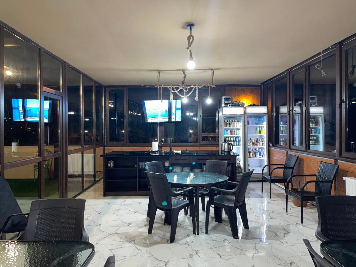 Guest House Royal Comfort With Terrace Kutaisi Exterior photo